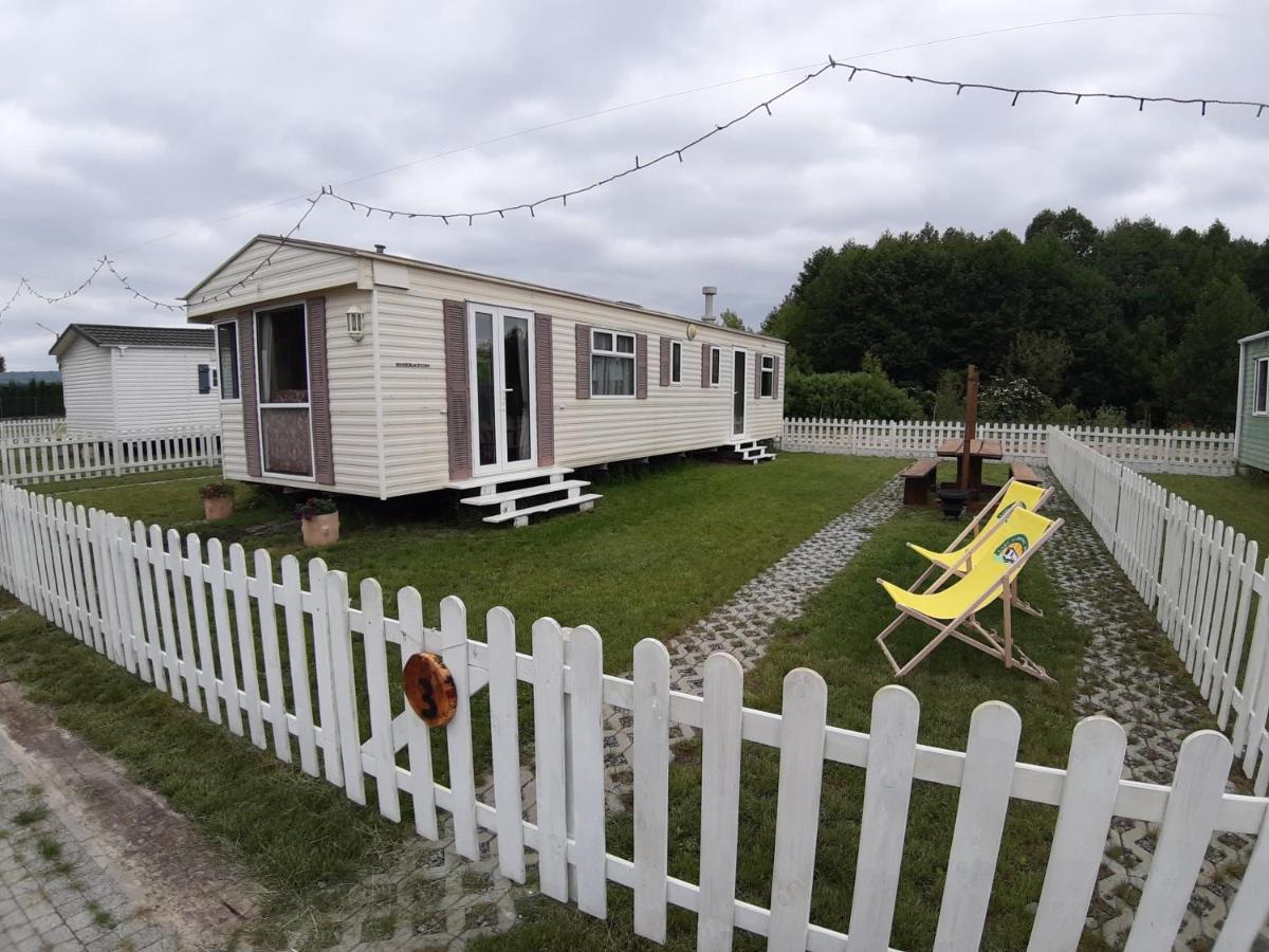 Lary Camping Homes - Domki Dabrowka Gostynin Exteriör bild